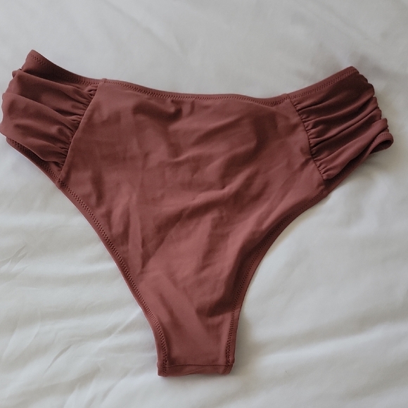 Rust Bikini Bottom Large - Picture 2 of 4